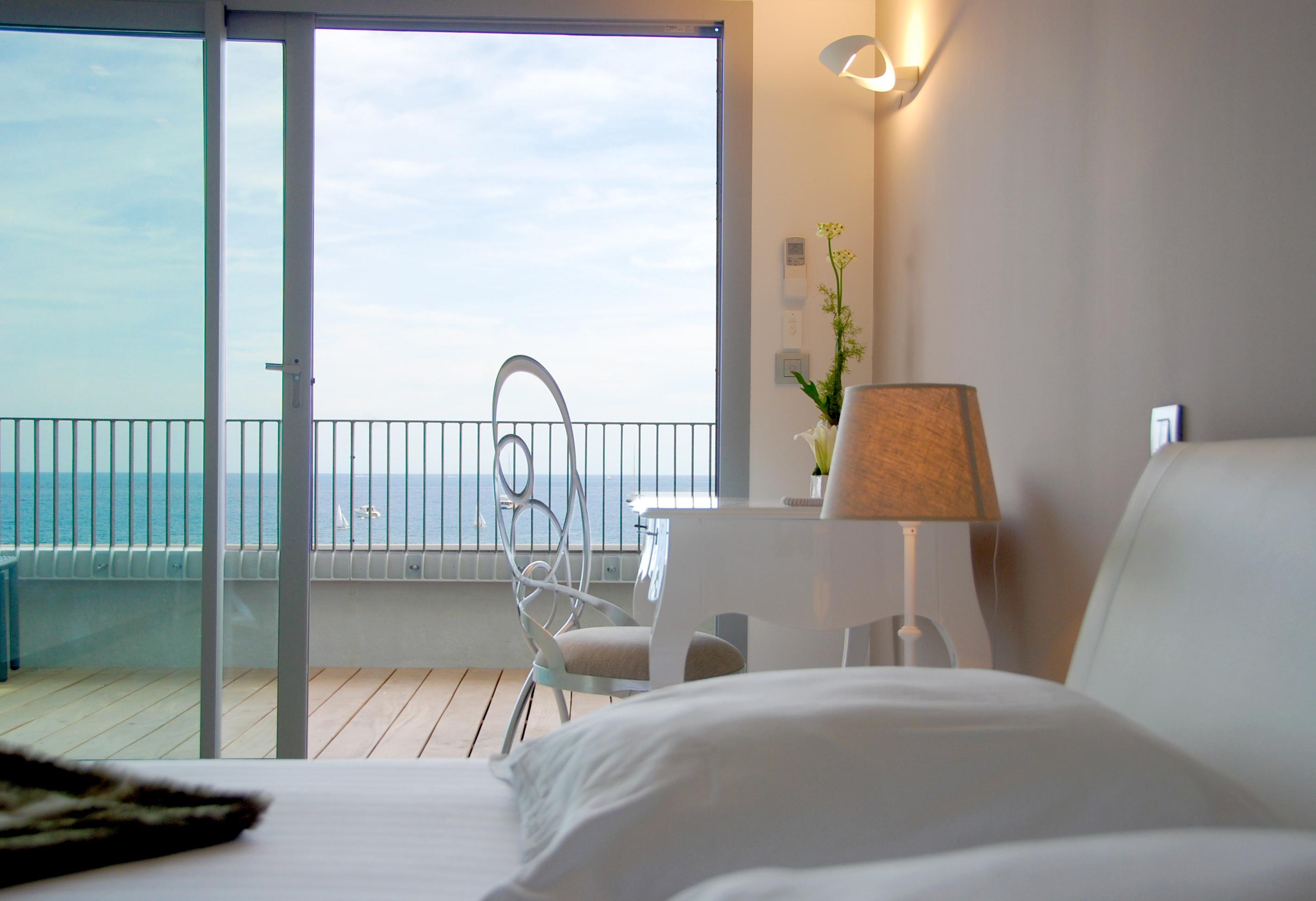 Royal - Luxury Hotel, Residence, &