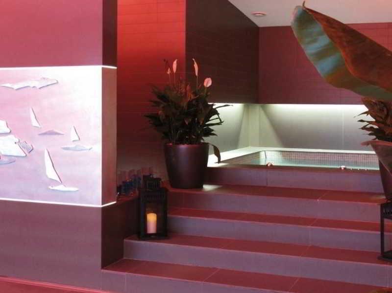 Royal - Luxury Hotel, Residence, &